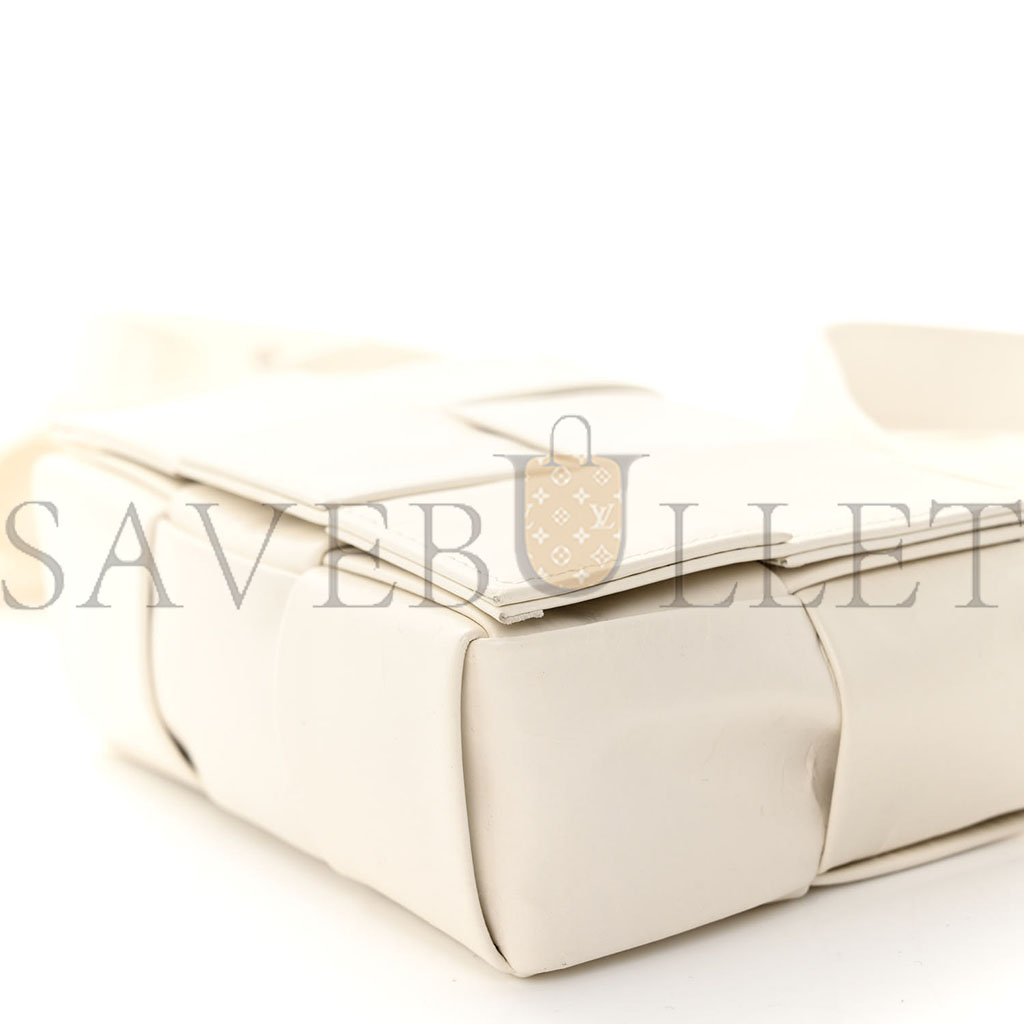 BOTTEGA VENETA LAMBSKIN MAXI INTRECCIATO EXTRA MINI CASSETTE CROSSBODY BAG WHITE (13*9*4cm) BOTTEGA VENETA LAMBSKIN MAXI INTRECCIATO EXTRA MINI CASSETTE CROSSBODY BAG WHITE (13*9*4cm)